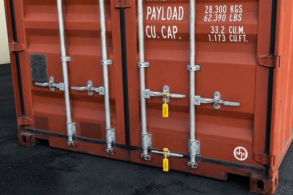 importance of container bolt seals