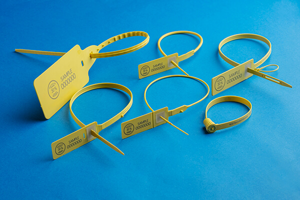 WHAT ARE THE ADVANTAGES OF RECYCLED PLASTİC SEALS? what are the advantages of recycled plasti̇c seals?